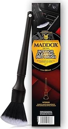 Brochas y cepillos para detailing interior y exterior