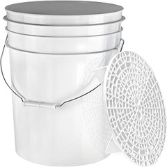 Guía para usar correctamente un cubo de lavado con separador de suciedad
